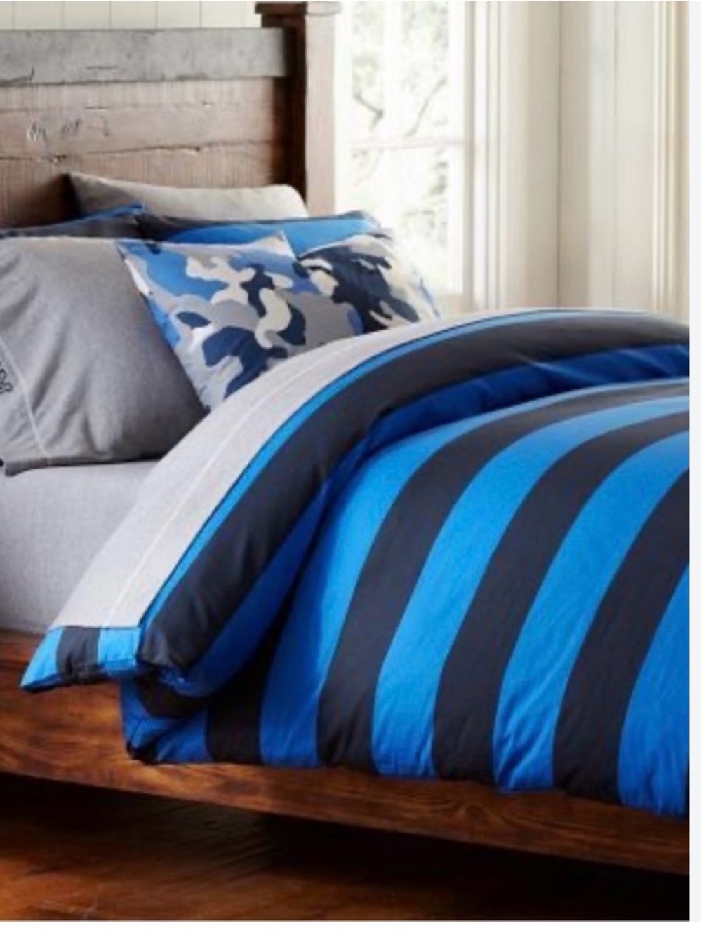 GUC Pottery Barn Teen Blue Rigby Striped Duvet Cover and pillow sham